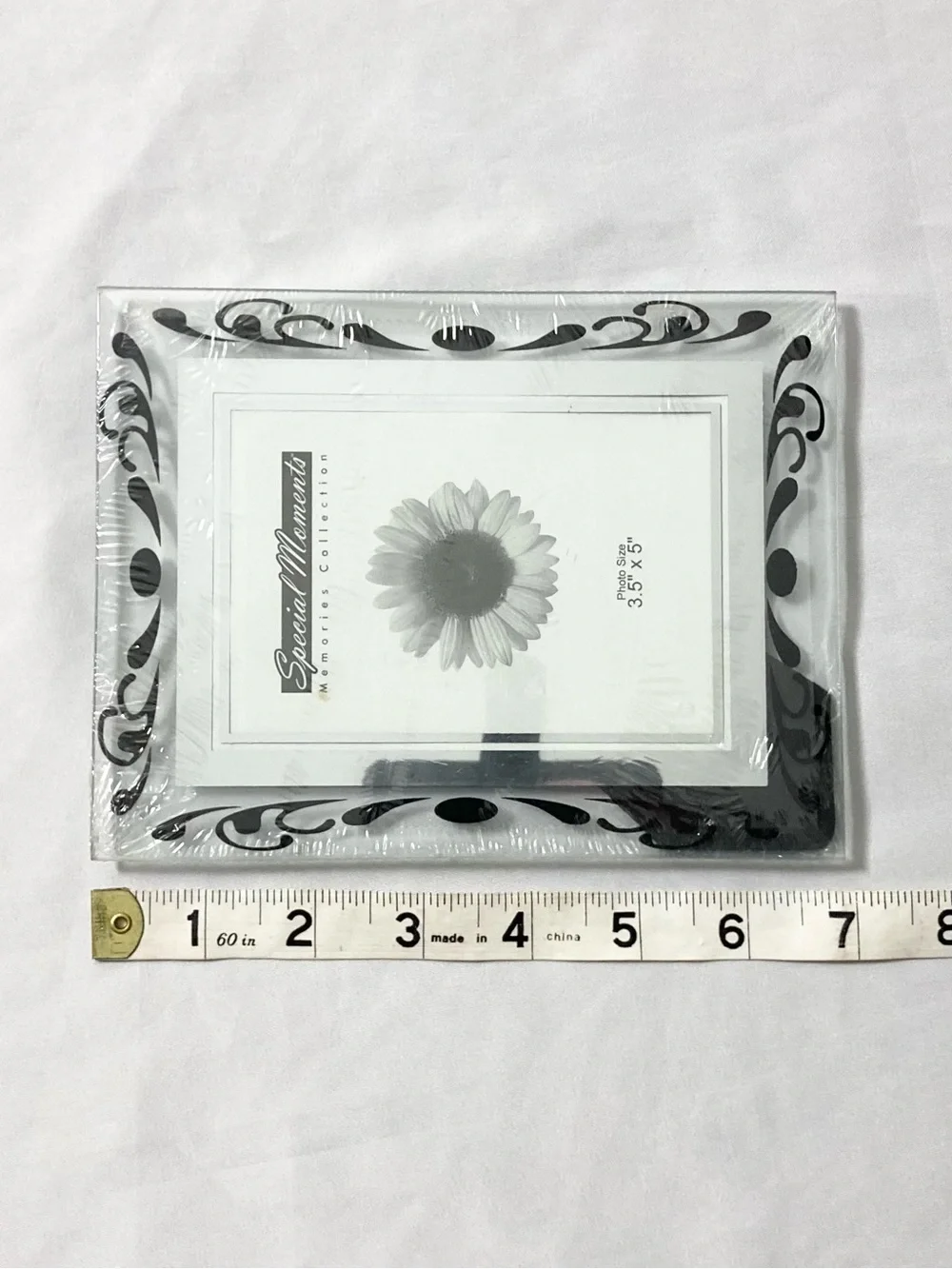 ⭐️ Special Moments Glass Embelished 3.5 x 5” Easel Back Picture Frame